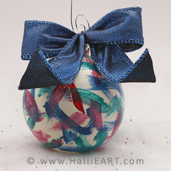 HalliEART Ornament 1 Detail